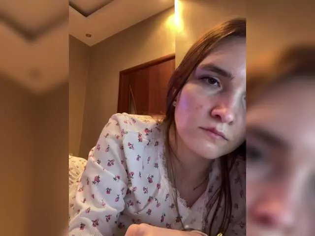 -Apelsinka- from BongaCams