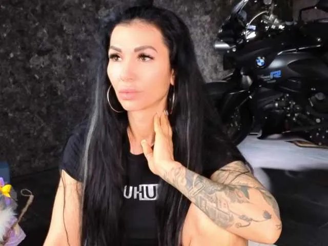 -BABAYAGA- on BongaCams 