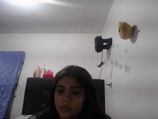 2moonsfulloflove from BongaCams