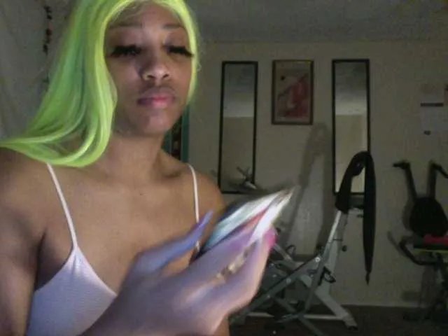 AdviceColumn from BongaCams