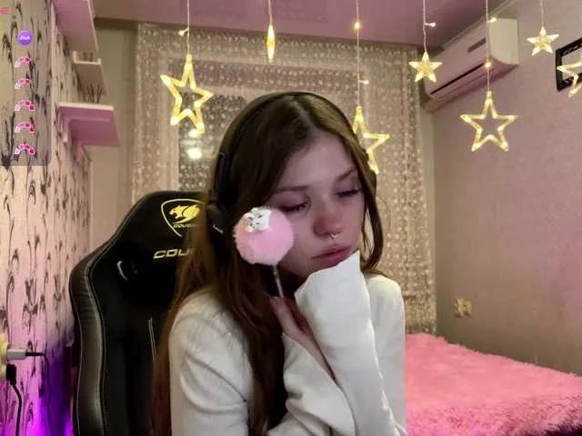 AleidaTeman from BongaCams