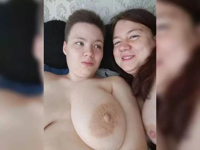 Alinazz from BongaCams
