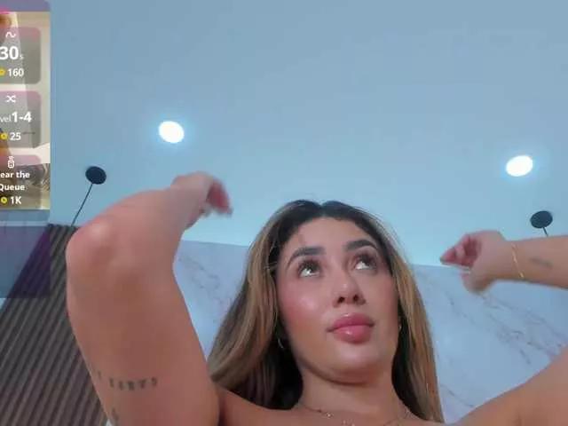 Annyy-Rosse from BongaCams