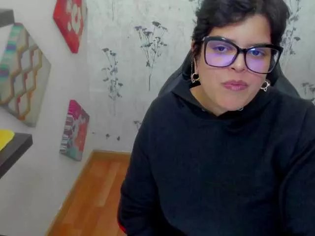 Arethaozz1 from BongaCams