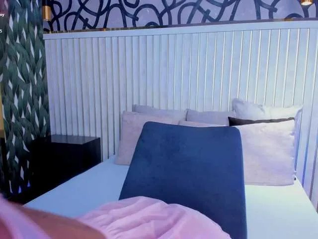 AriiNovoa from BongaCams