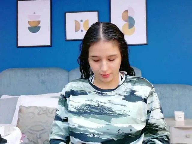 AshleyEvans21 from BongaCams