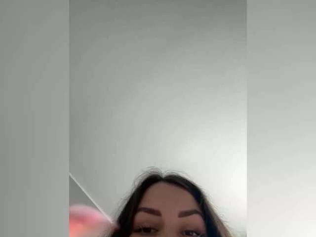 Babyymommyanddadyy from BongaCams