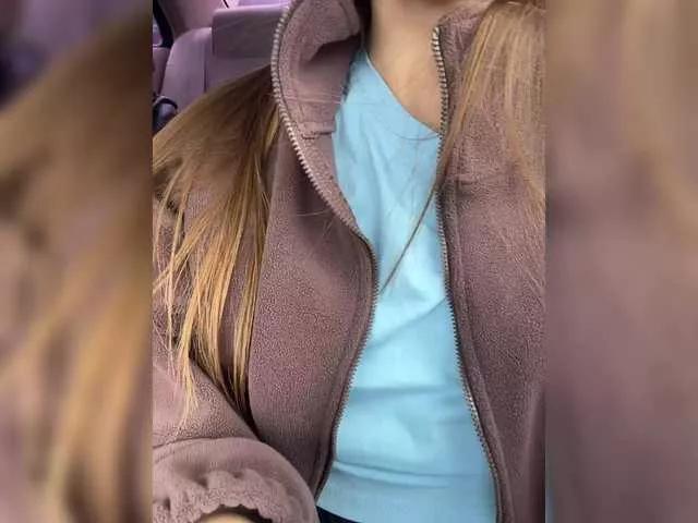 BANANCHIKI from BongaCams