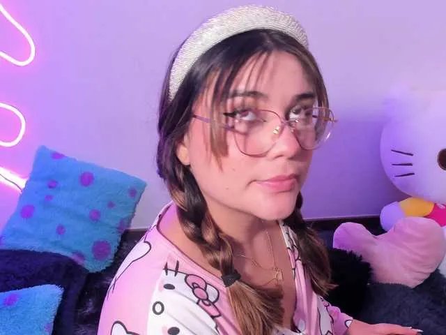Belacurvyx from BongaCams
