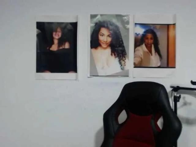 Bellacrespa from BongaCams