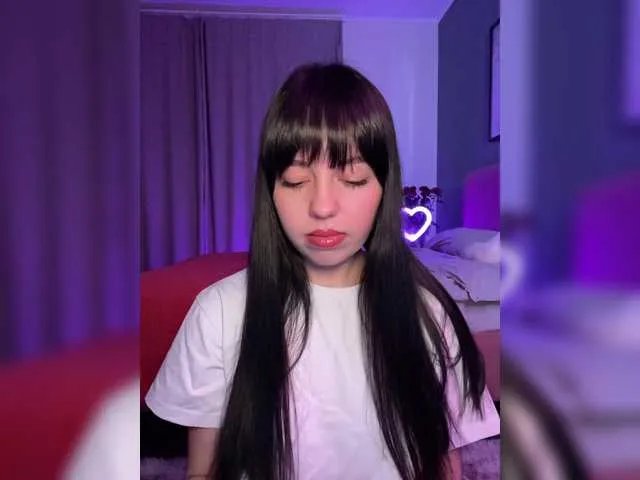 Businkaa from BongaCams