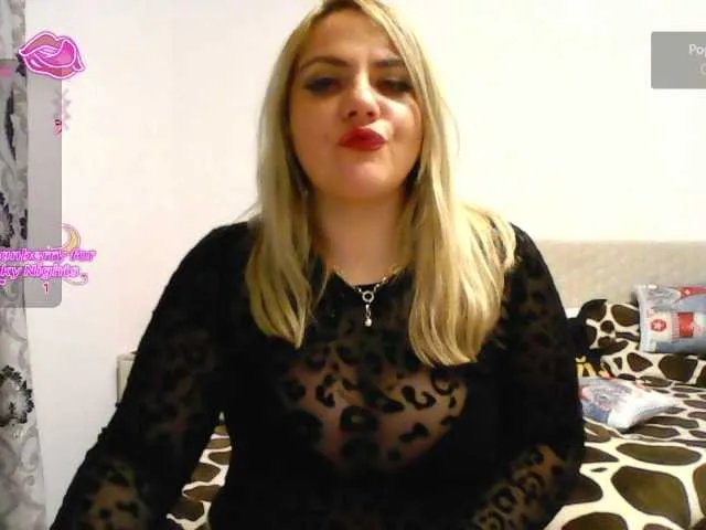 CrazyplesureAnna from BongaCams