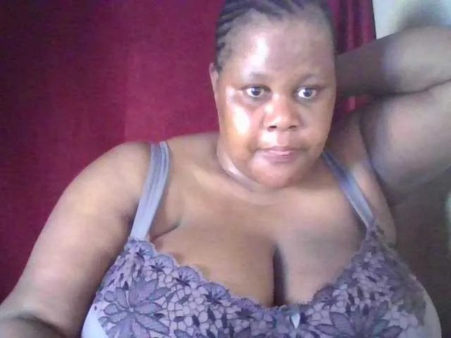 Ebonymagixs from BongaCams