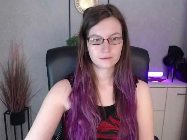 EmmaHeart on BongaCams 