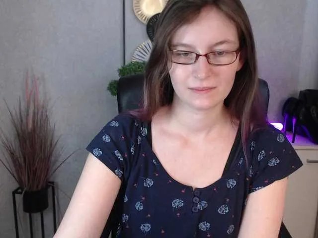 EmmaHeart on BongaCams 