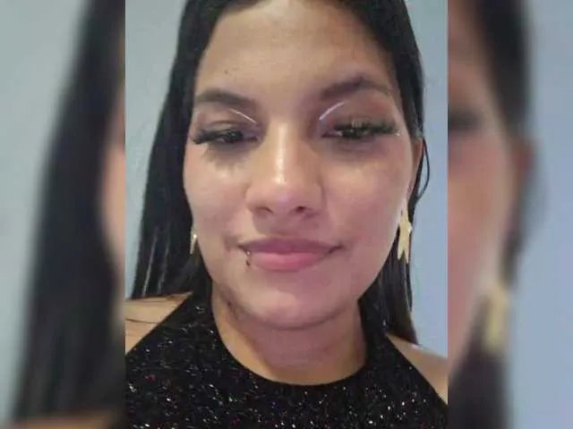 EmmaSanches on BongaCams 