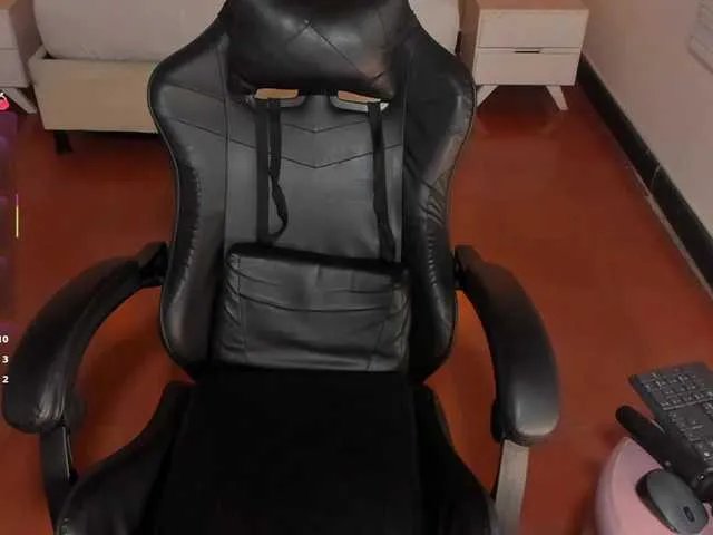 Hadley- from BongaCams