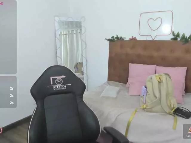 HANNI-TAY from BongaCams