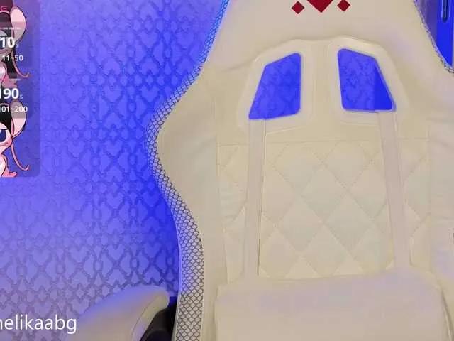 Karamelikaa from BongaCams