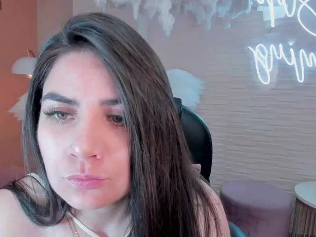 KendraClark from BongaCams