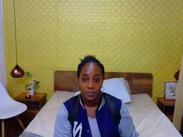 kiara-evanss on BongaCams