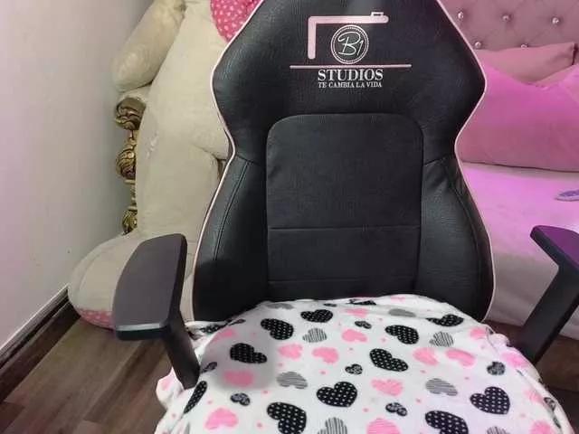 KISSI-TAY from BongaCams