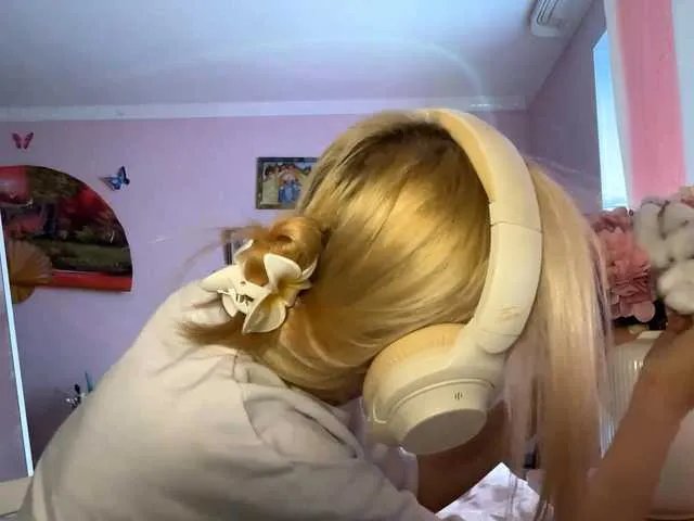 LeilaGerveler from BongaCams