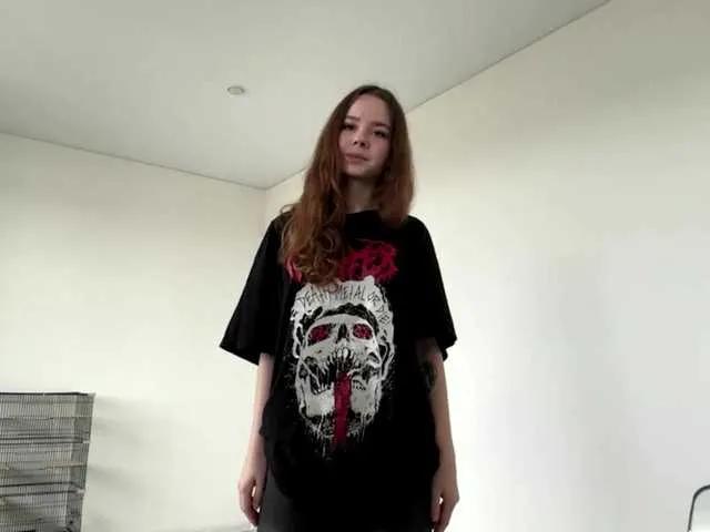 Lil-RO-XO from BongaCams