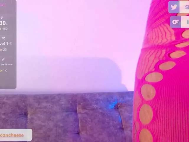 Lilbacon from BongaCams
