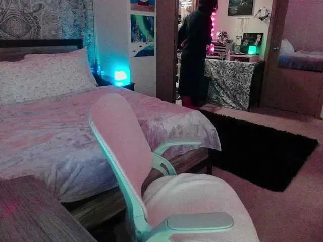 MaciMay from BongaCams