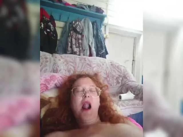 Madam-oss from BongaCams