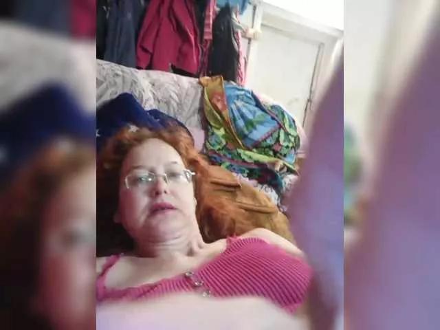 Madam-oss from BongaCams
