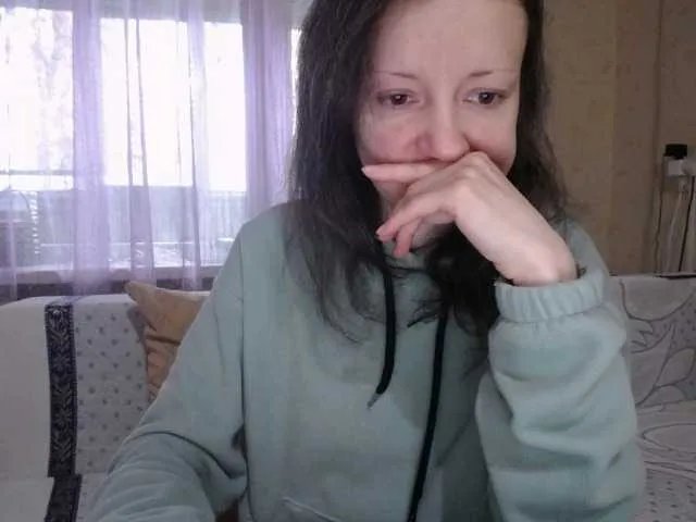 Mint-Lime from BongaCams