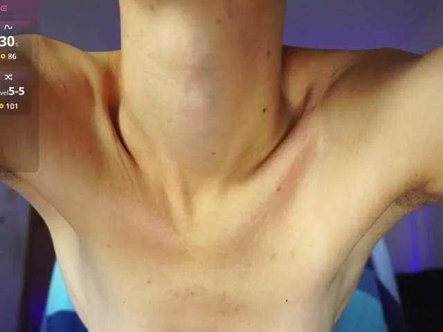 Miss-Bia from BongaCams