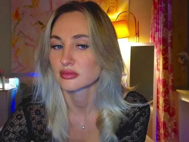 MisssMira from BongaCams