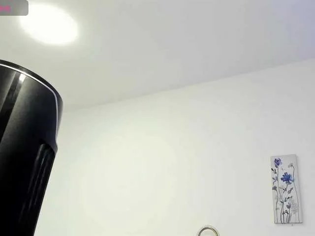 nadiaSamiri from BongaCams
