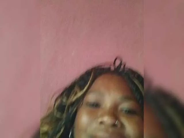 Pascalinnah from BongaCams