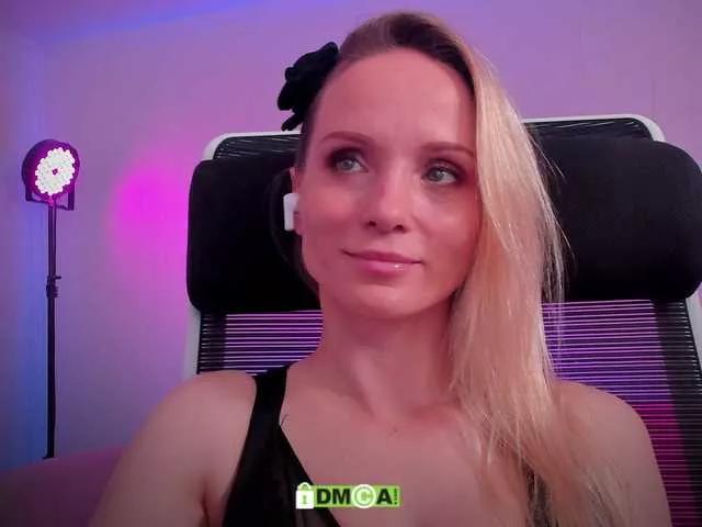 Purple-love from BongaCams