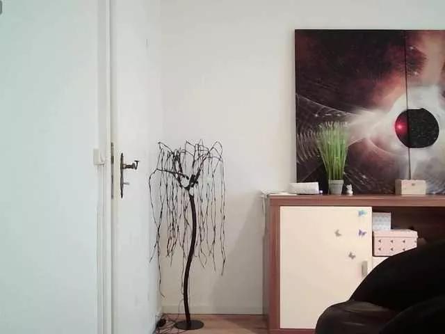 Rellaxx1 from BongaCams