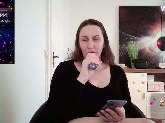 Rellaxx1 from BongaCams