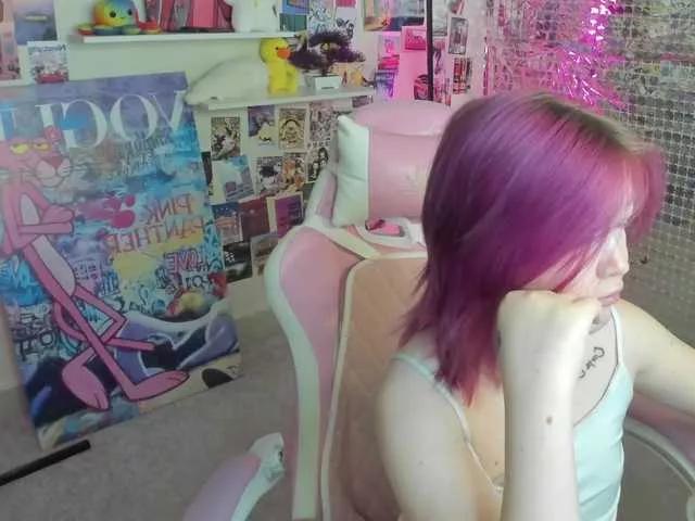 Sara-Moor from BongaCams