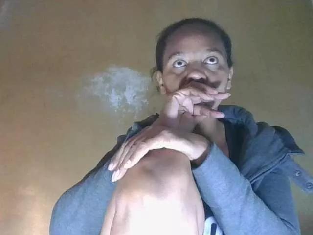 Selvidam from BongaCams