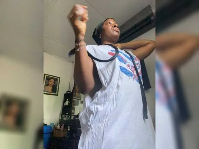 Sweetbellea on BongaCams 