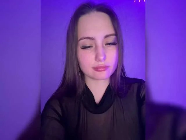 SweetyW- from BongaCams