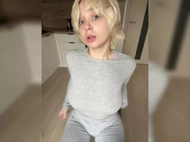 tamagotchigirl from BongaCams