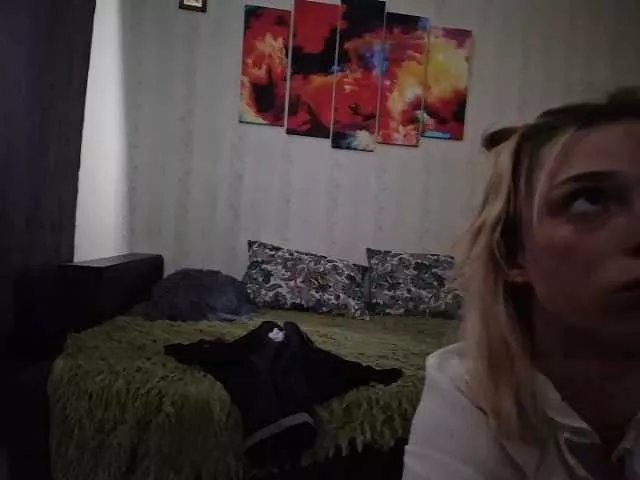 twoninja from BongaCams