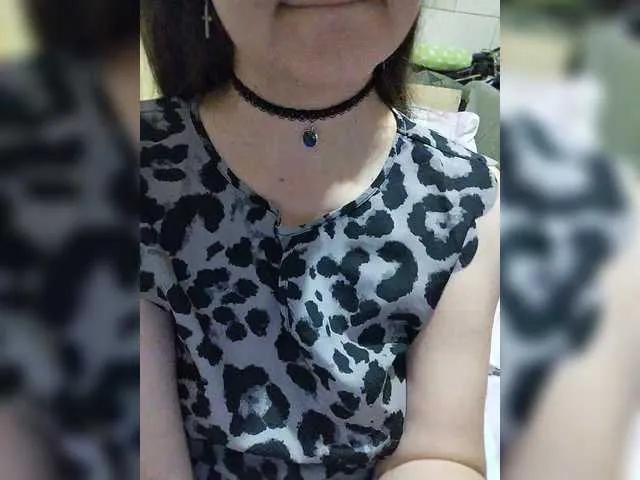 Vikki-vik from BongaCams