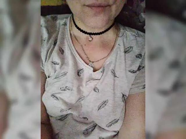 Vikki-vik from BongaCams