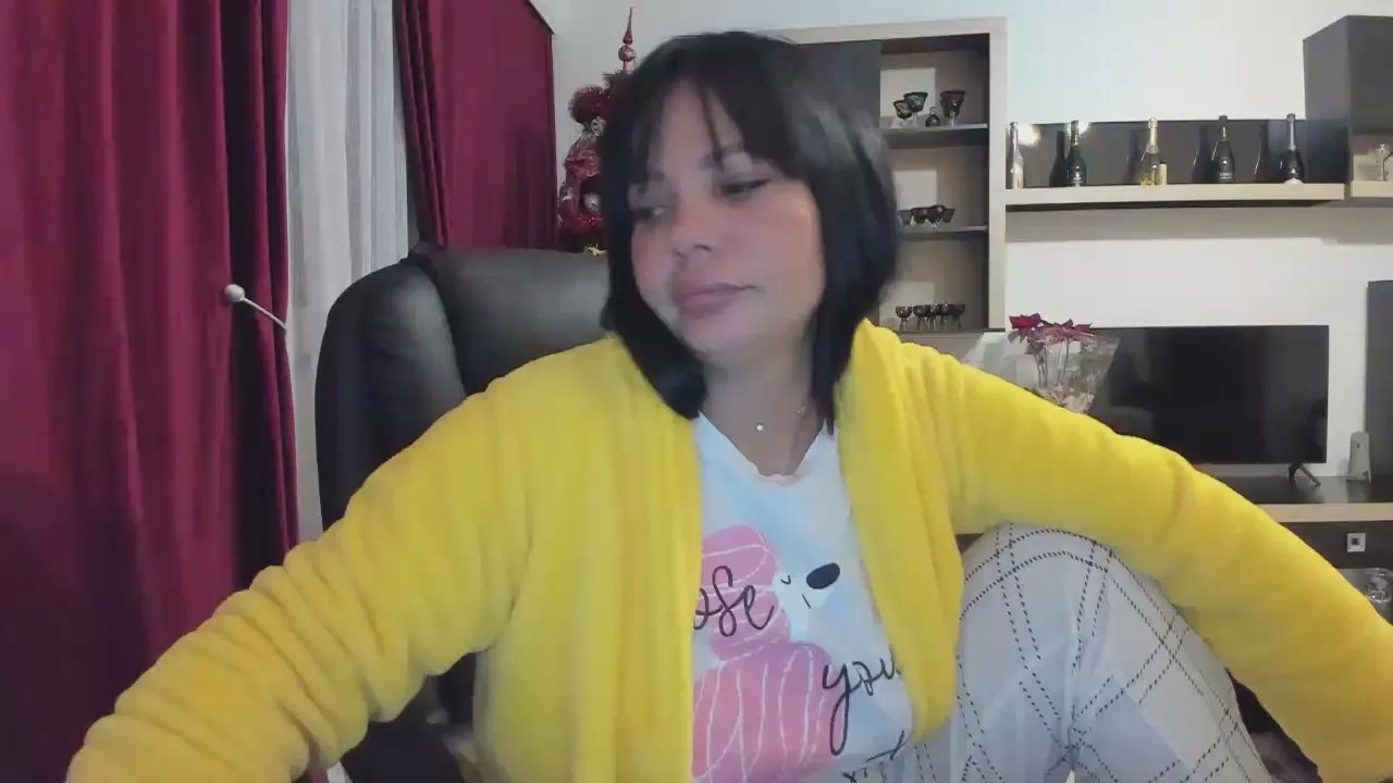 Ella_sweety from Cam4