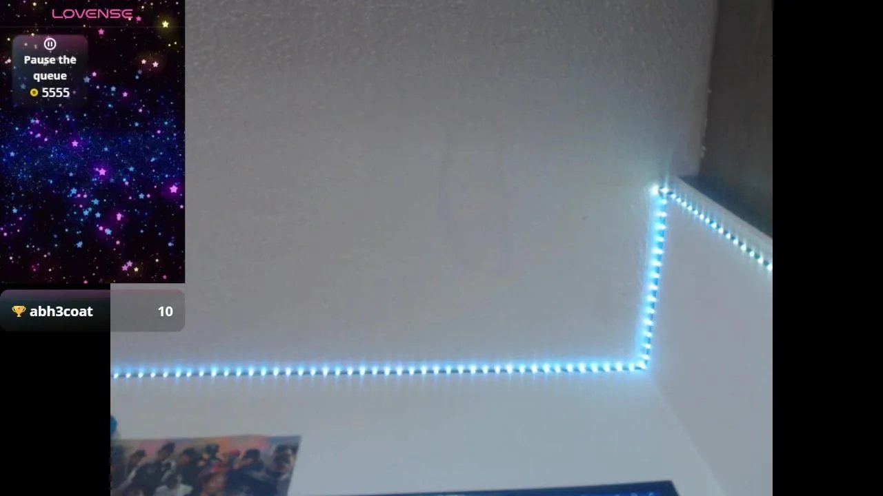 lorenitha_20 from Cam4